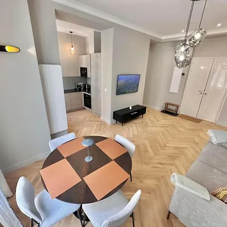 Luxe Negresco Riviera Apartment